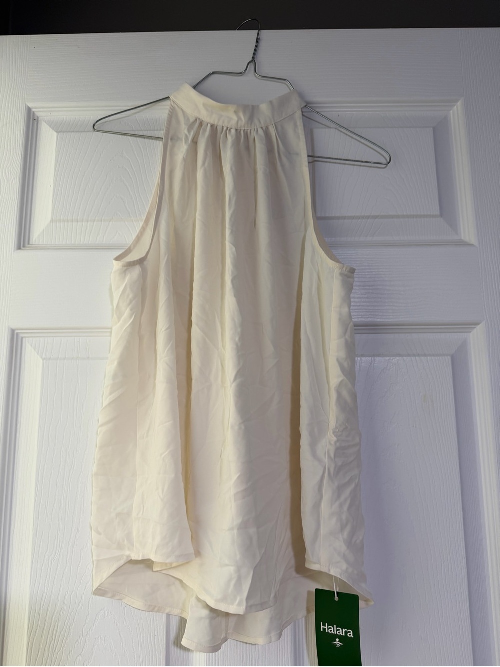 HALARA Cream High-Neck Sleeveless Blouse small new no tag